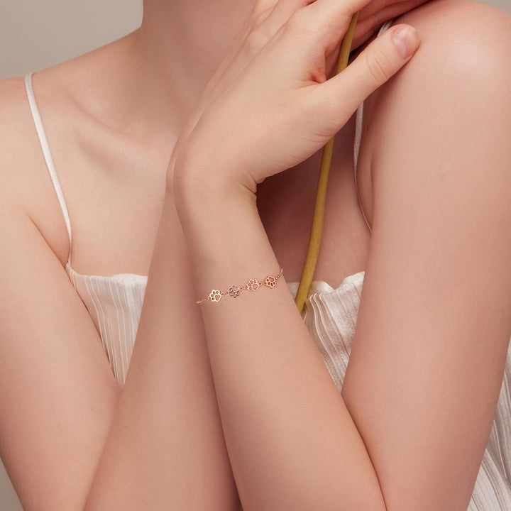 Pulsera ajustable de plata de ley con huella de pata de perro