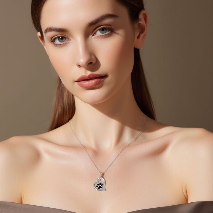 Collar Corazón y Pata - Un Recordatorio de Compañeros Leales