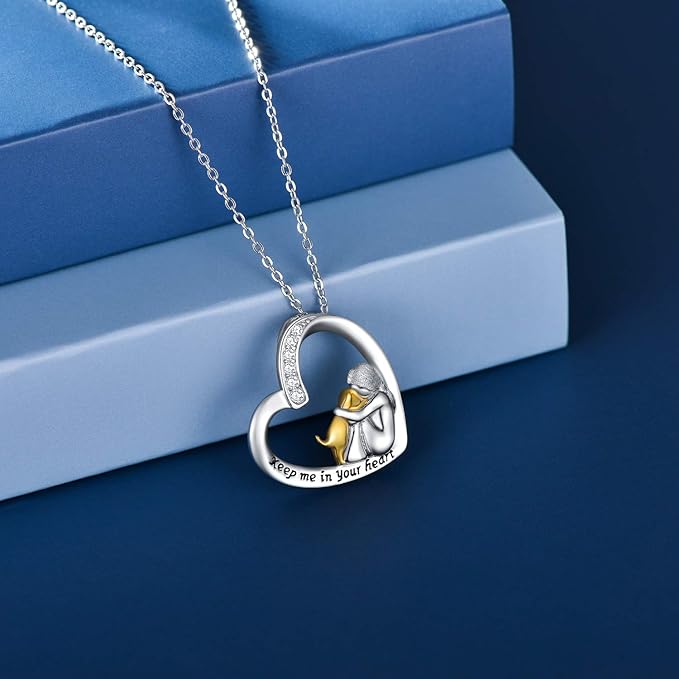 Collar de la Suerte con Motivo de Corazón y Perro – Collar de Plata de Ley con Zirconia